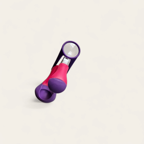 Baby Nail Clipper with Magnifier Zoom Lens, Safety Nail Cutter. - Image 4