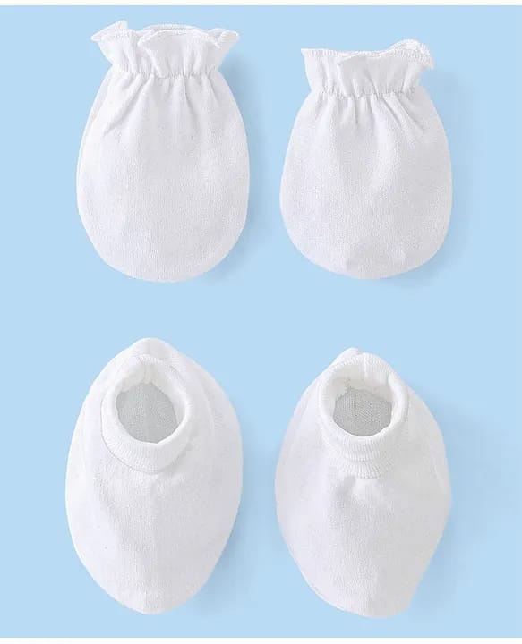 New Born Baby Mittens & Booties, 100% Cotton Solid White Colours